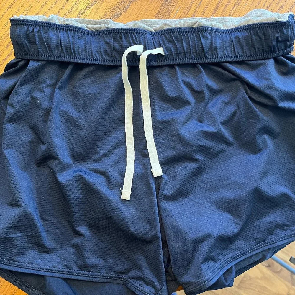 Tracksmith Twilight Short Navy XS - Picture 5 of 6